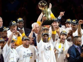 洛城铁血，2010年NBA季后赛湖人VS爵士G3，一场淬炼冠军之魂的攻防史诗
