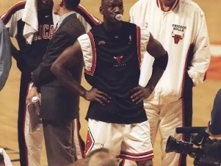 穿越时光的赛场，重温98年NBA录像中的经典瞬间