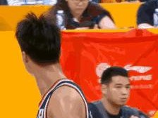 易建联，中国篮球的旗帜与传奇