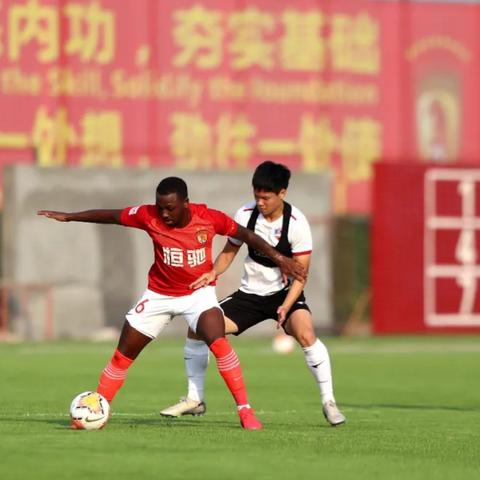中国足球队最新消息,归化球员名单更新,世预赛备战进入关键阶段 中国足球队最新消息,归化球员名单更新,世预赛备战进入关键阶段