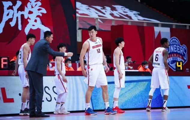 CBA第35轮排名更新，争冠格局明朗，季后赛席位争夺白热化