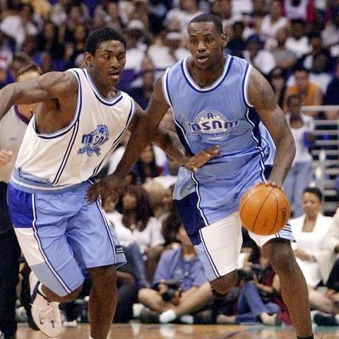18岁的天选之子,勒布朗·詹姆斯进入NBA的年龄与传奇起点 18岁的天选之子,勒布朗·詹姆斯进入NBA的年龄与传奇起点