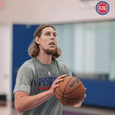 奥利尼克的伤人史,NBA赛场上的争议之手 奥利尼克的伤人史,NBA赛场上的争议之手