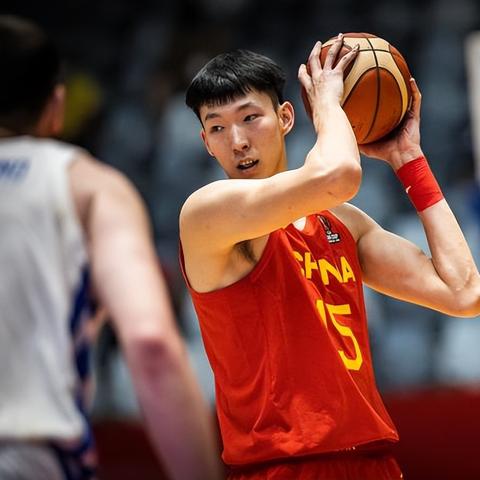 郭艾伦为何被禁赛，规则、争议与职业球员的责任边界